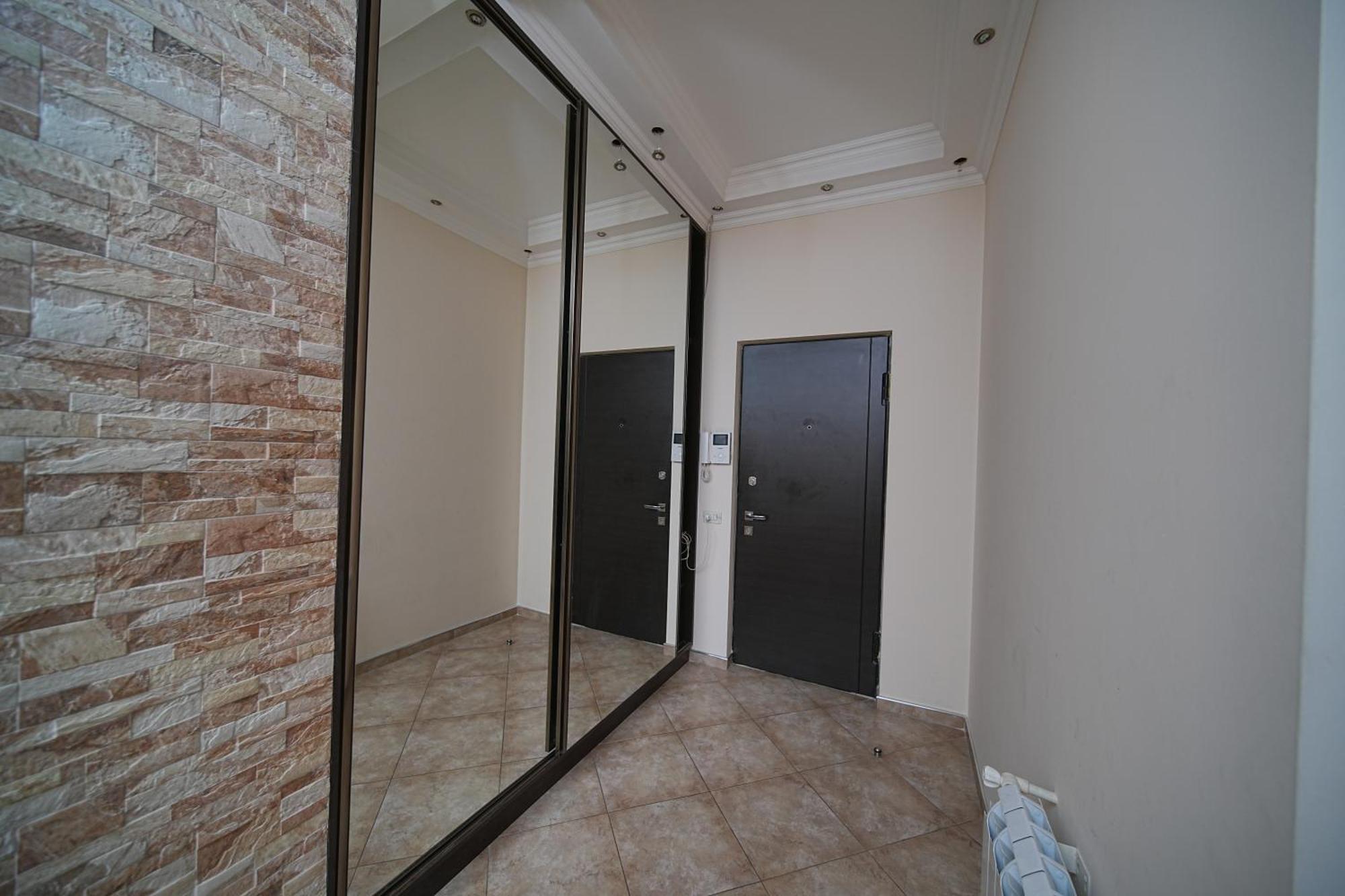 City View 2-Bedroom Luxury Apartment On 13 Buzand Street By Sweet Home Erivan Exterior foto